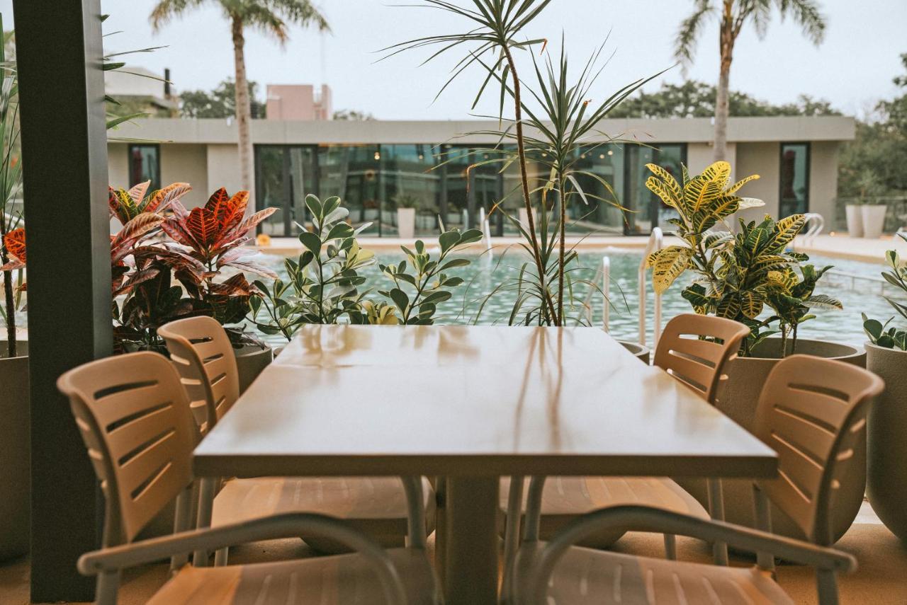 Howard Johnson Plaza La Ribera Resistência Exterior foto